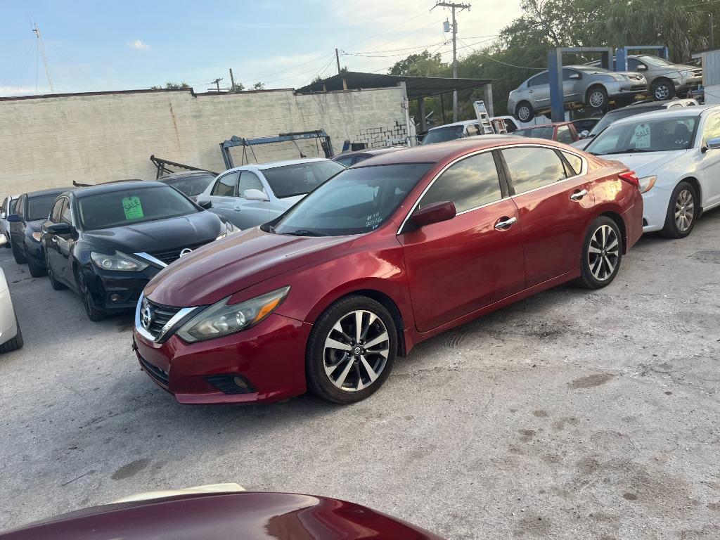 2016 Nissan Altima SR