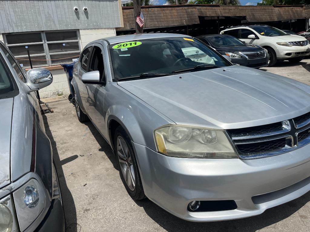 2011 Dodge Avenger Heat - Photo 13