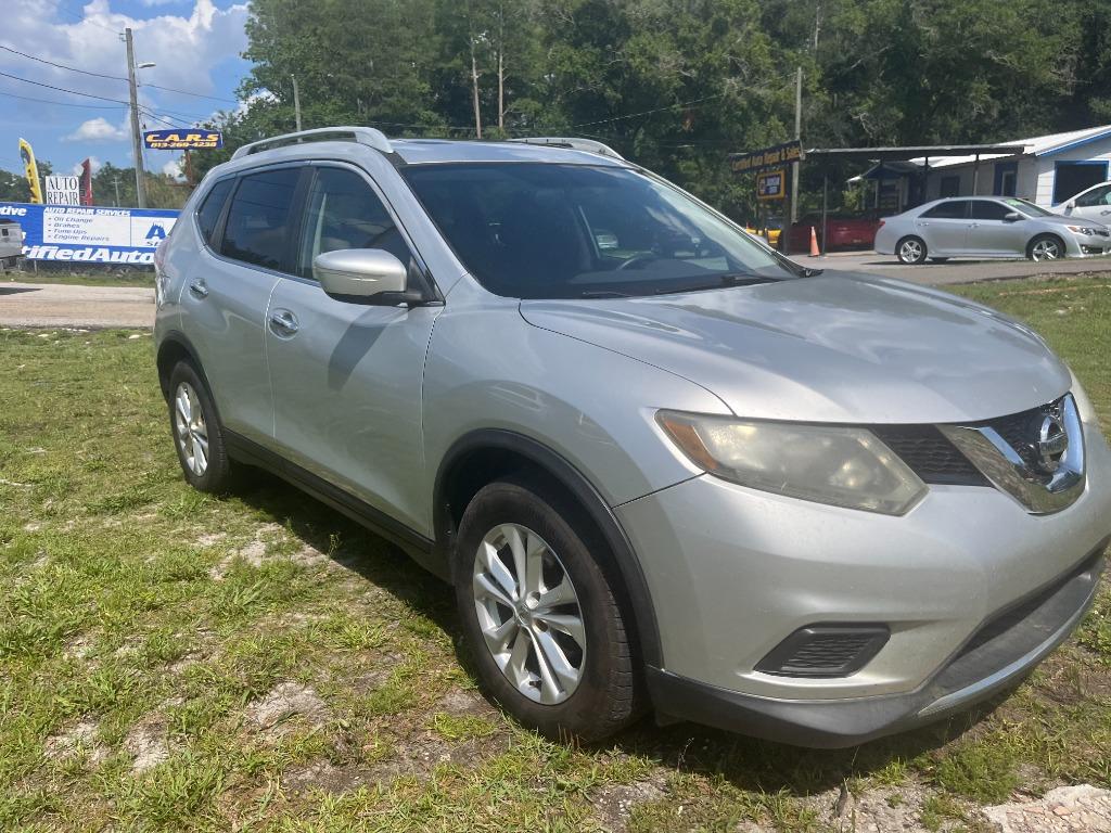2014 Nissan Rogue SV FWD's photo