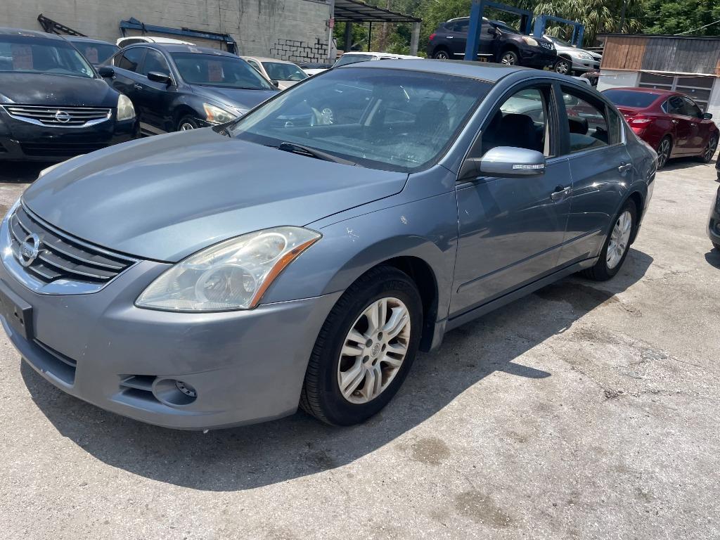 2010 Nissan Altima Base
