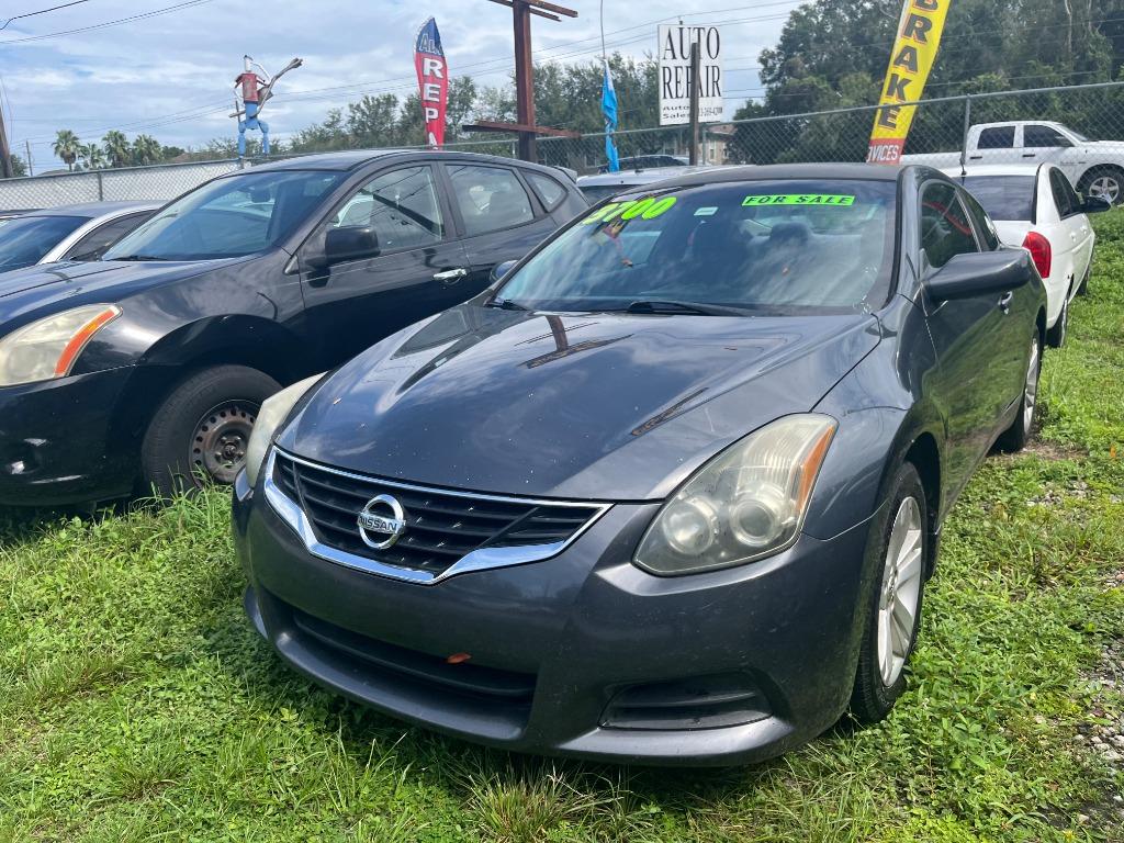 2013 Nissan Altima Coupe S